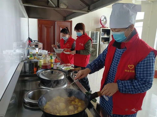 邢臺水產(chǎn)公司正餐服務志愿行 傳承雷鋒精神，溫暖社區(qū)餐桌